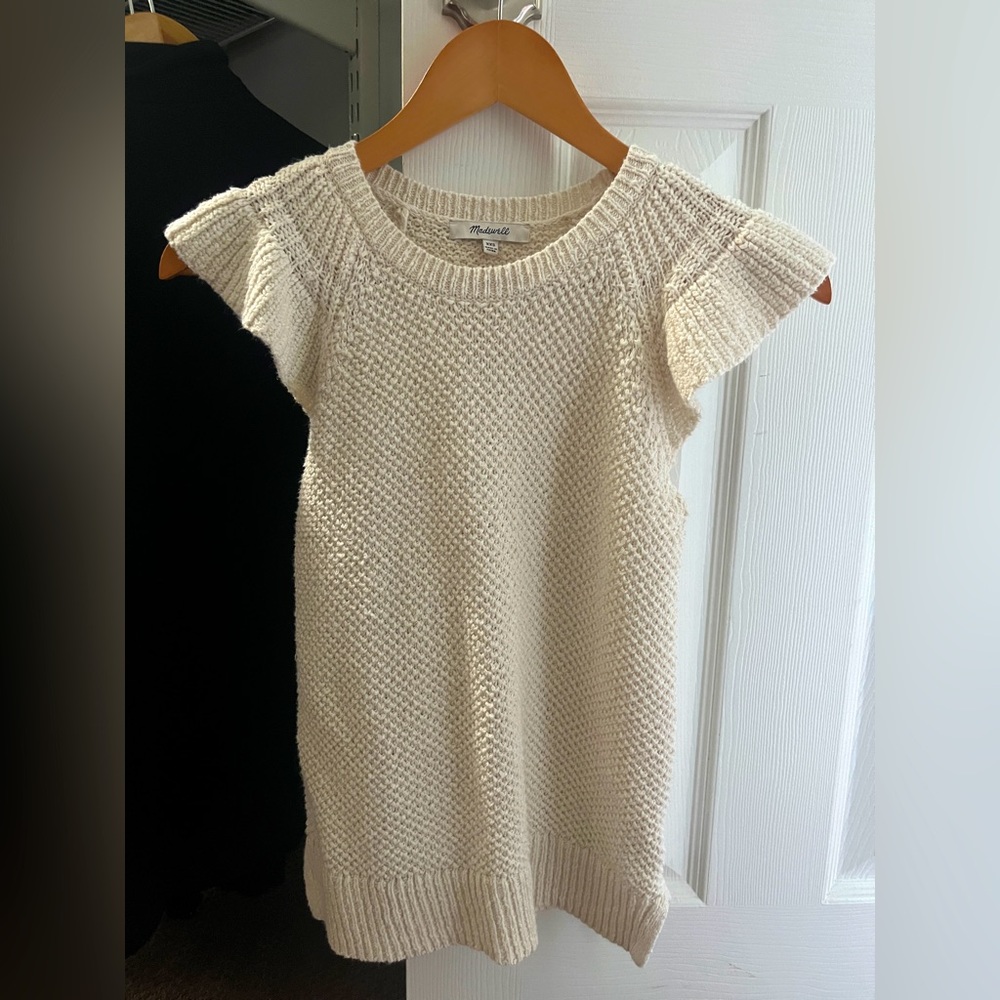Like new Madewell sleeveless sweater